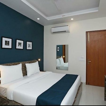 Hotel Galaxy Inn Gurgaon Eksteriør bilde